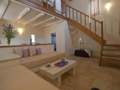 Hotel Ostria Village
