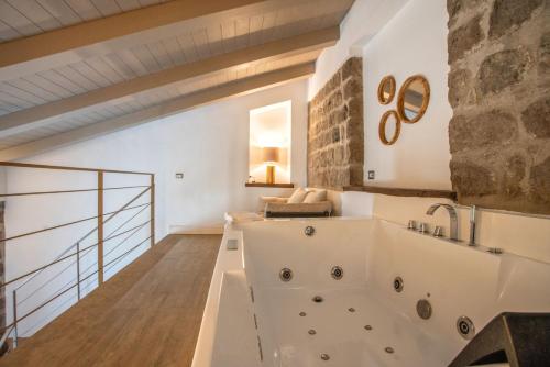 La Chiaja Art & Relais
