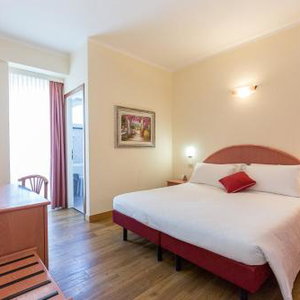 Hotel Trevi Riccione cazare Riccione