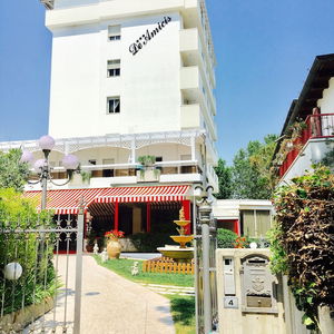 Hotel Hotel De Amicis cazare Riccione