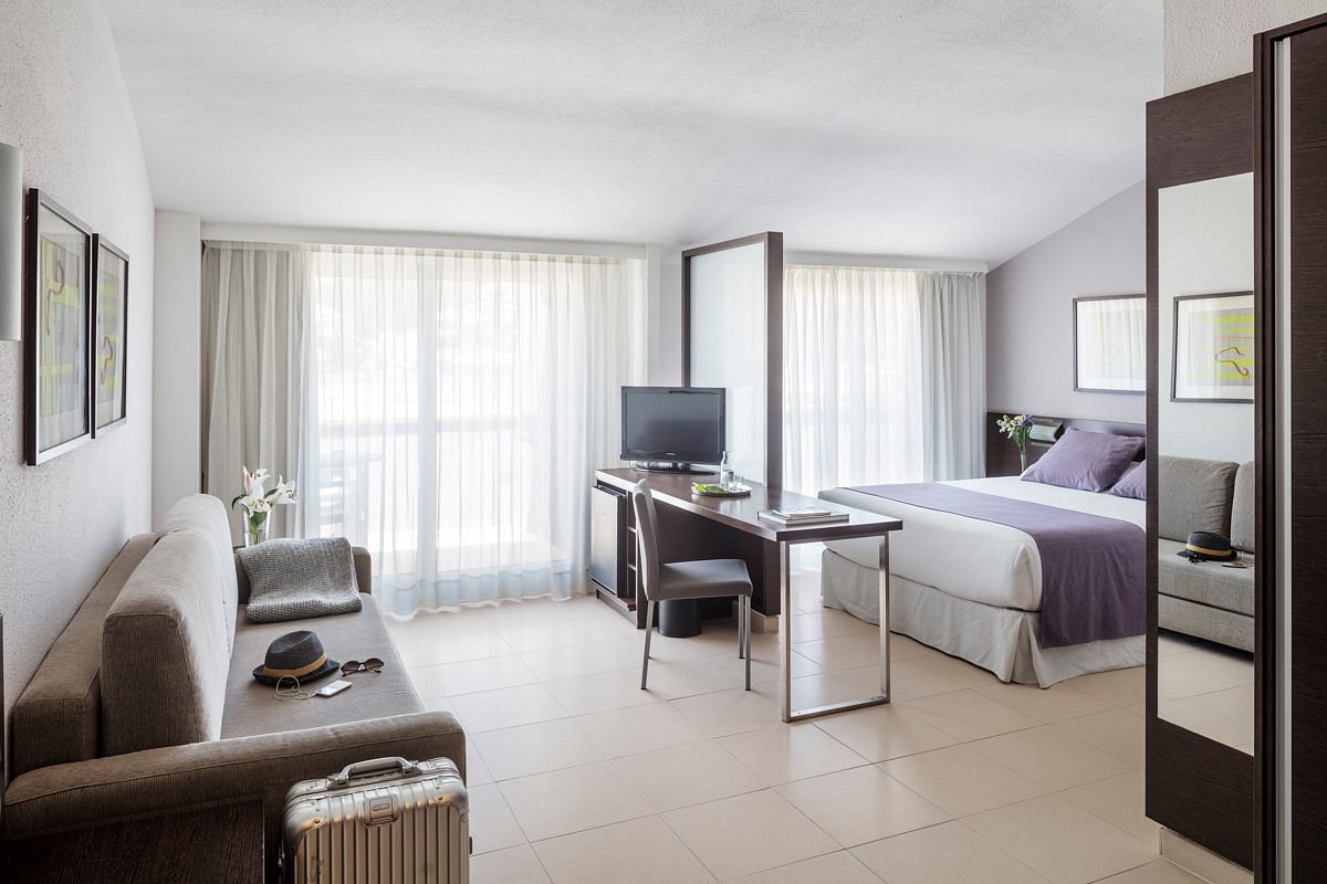 Aqua Hotel Montagut