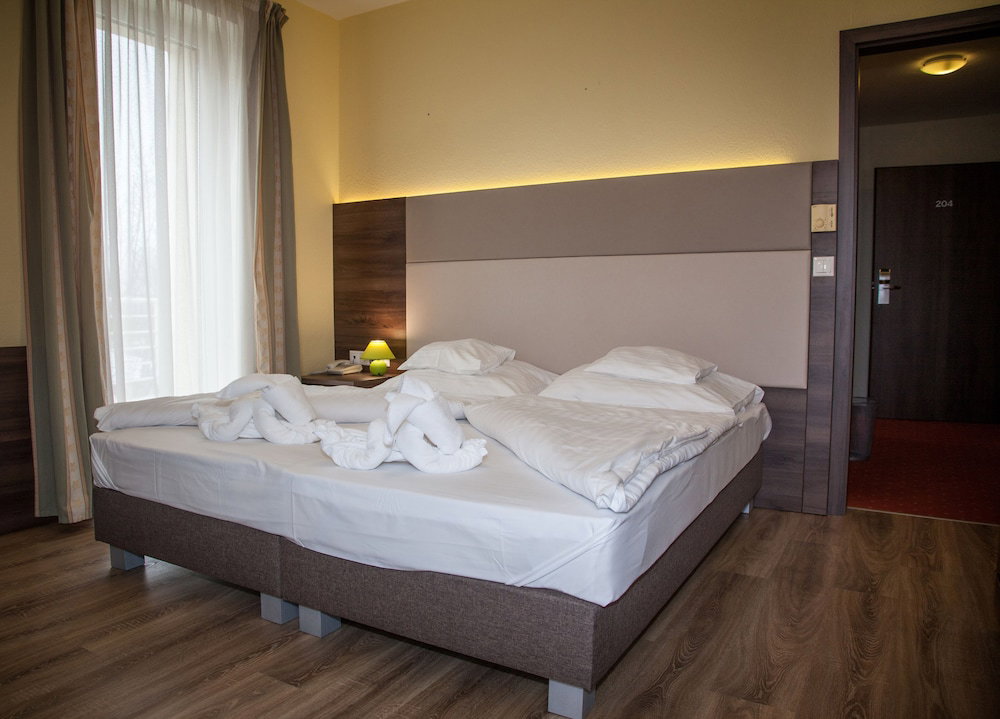 Hotel Jade