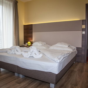 Hotel Jade cazare Veszprem