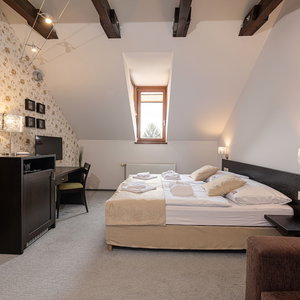 Hotel Bazilika Alatt Panzió cazare Esztergom