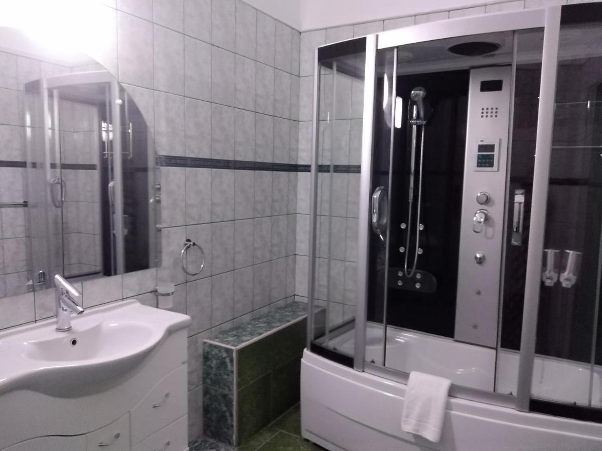 Pensiunea Casa Rusu