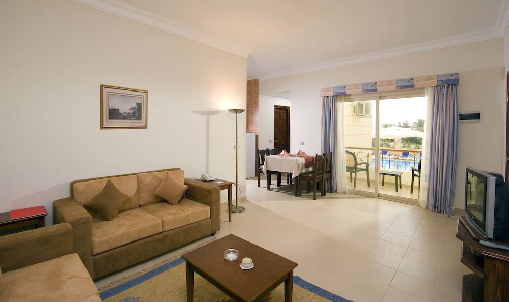 4 S Hotel