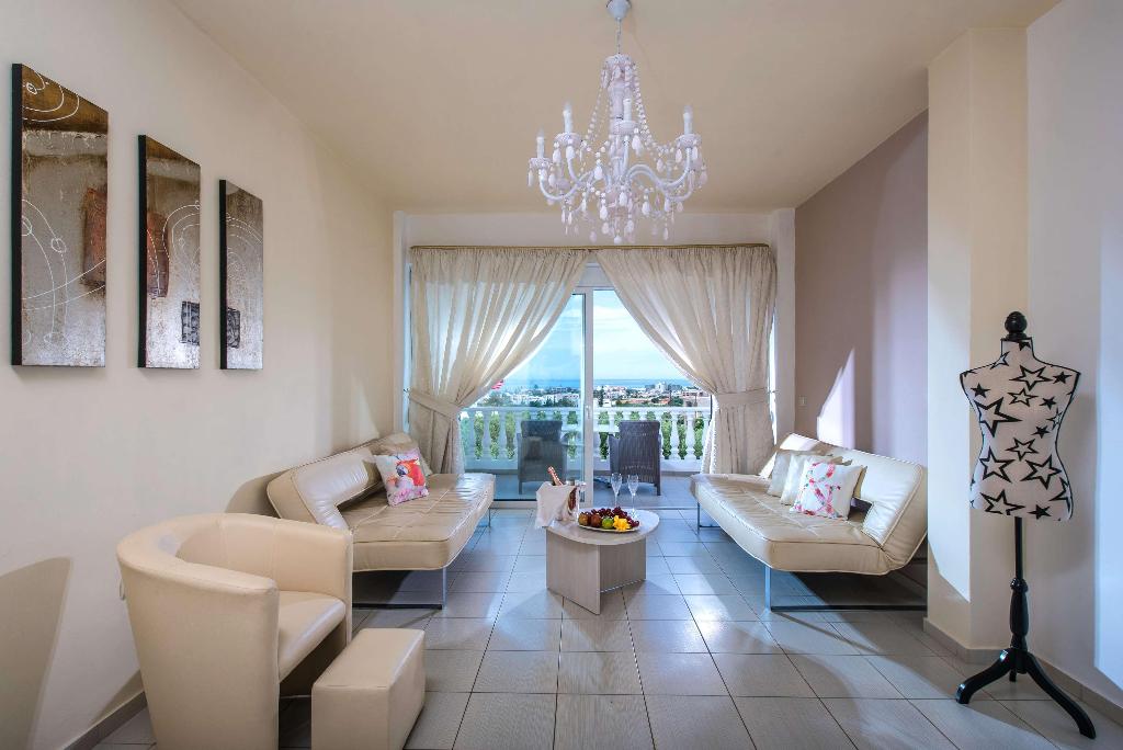 Matheo Villas And Suites
