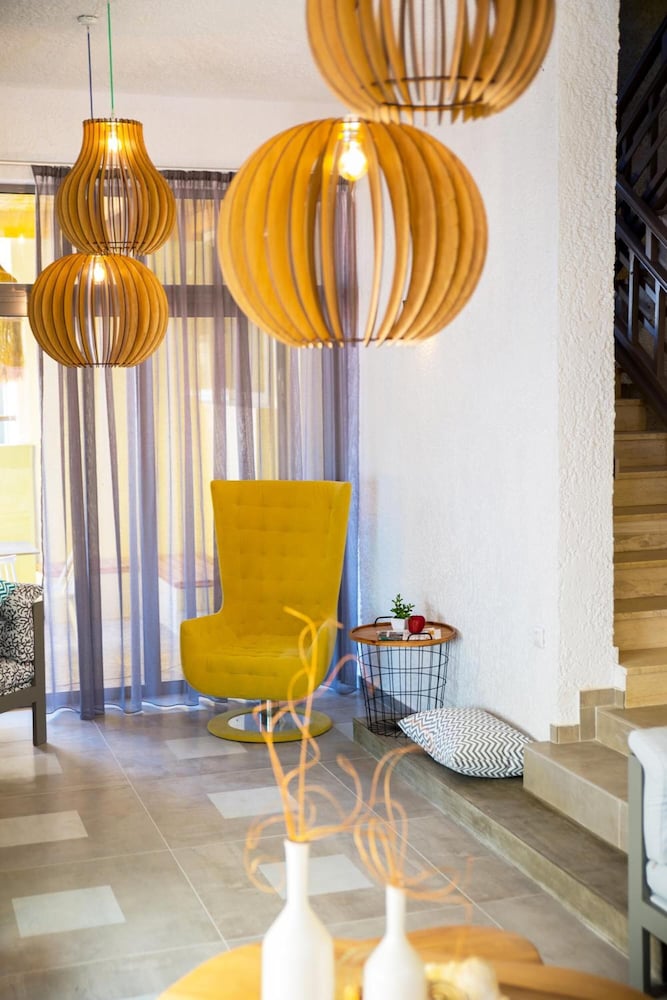 dal travel Natali Apartments