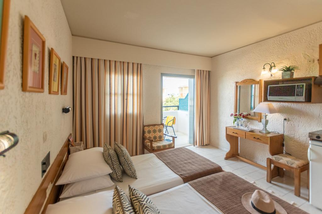 dal travel Malia Dedalos Hotel