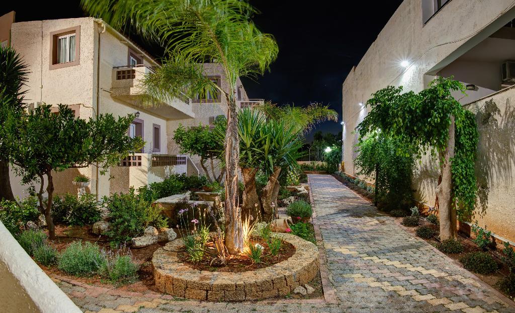 dal travel Ilios Malia