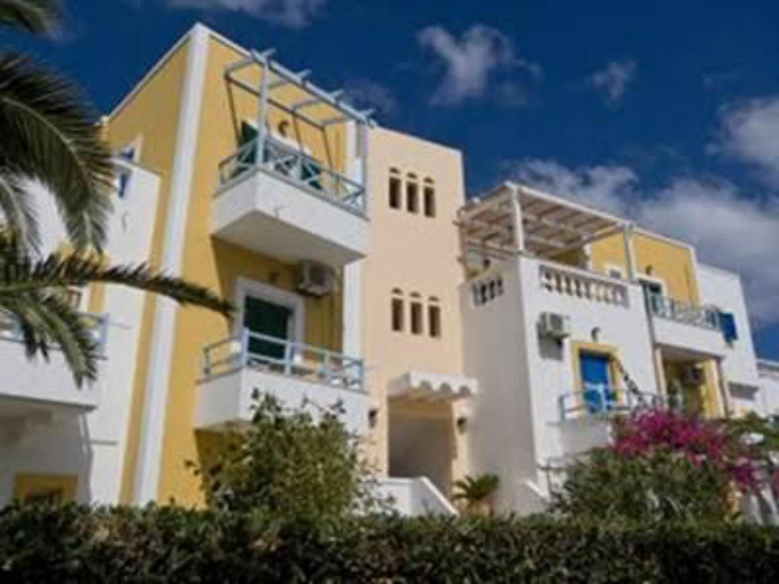 dal travel Pyrgos Beach Hotel Apartments