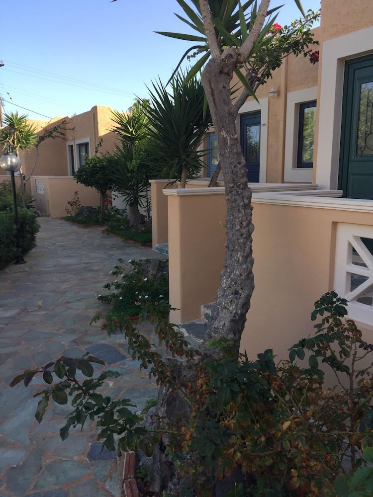 dal travel Golden Bay Hotel Apartments