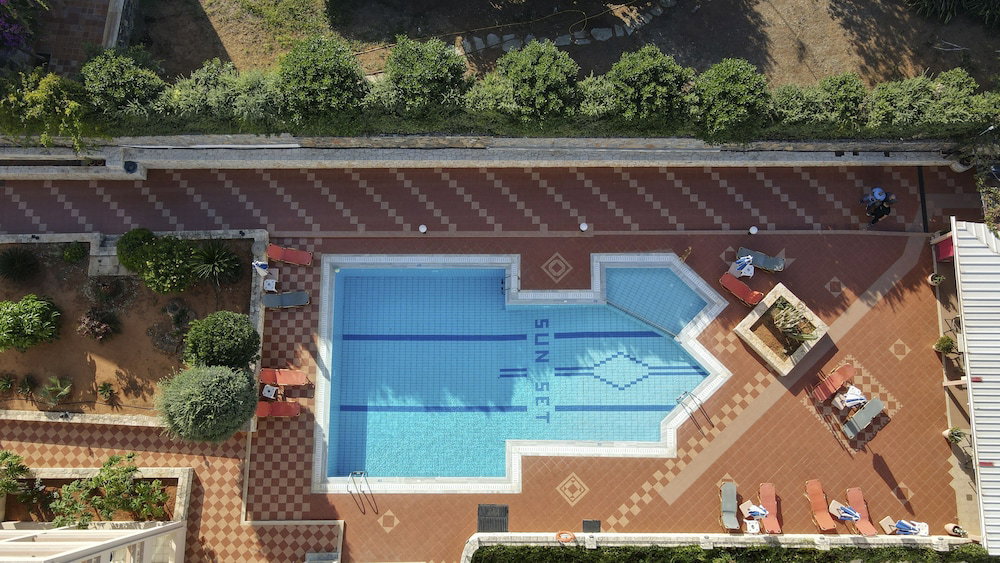 dal travel Sunset Studios & Apartments By Estia