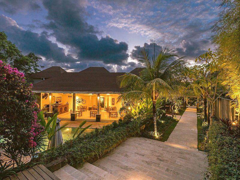 Hotel La Berceuse Resort And Villa Nusa Dua