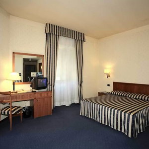 Hotel Hotel De Paris cazare Terni
