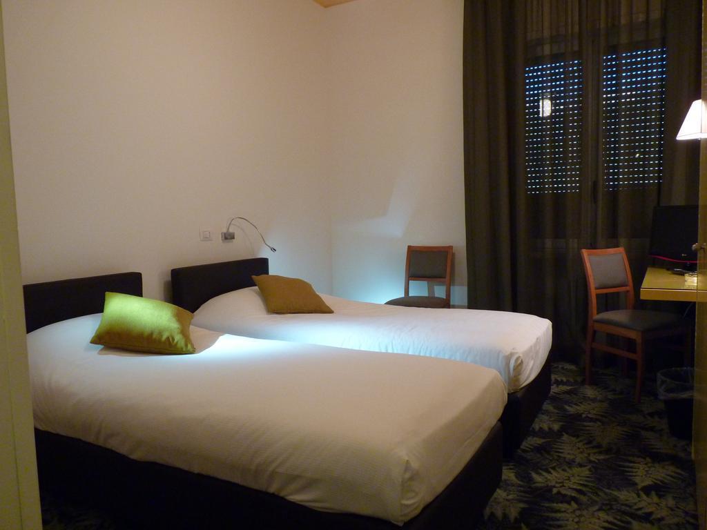 Hotel Lh Arca Street Art Hotel