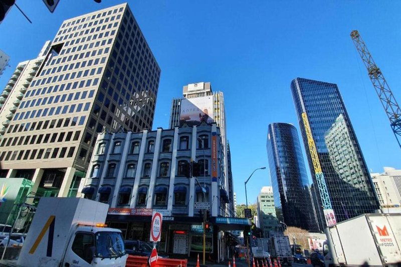 Hotel Surf N Snow Backpackers - Hostel / Backpacker