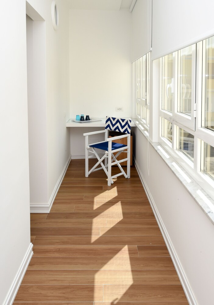 Casa Pantone