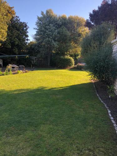 Hotel West Lake Holiday Home