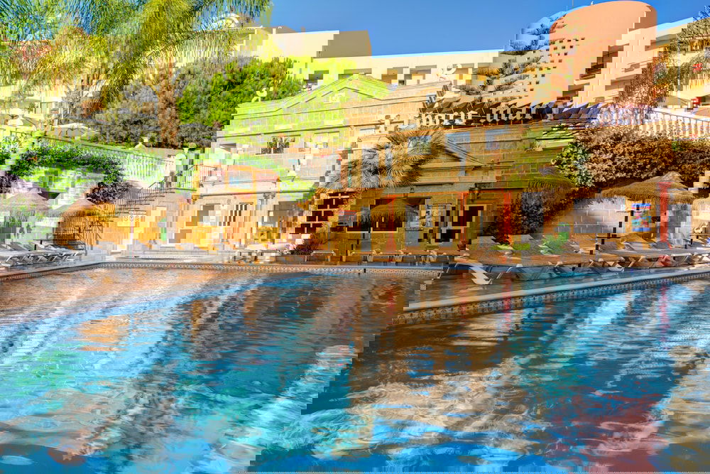Hotel Choromar Apartments