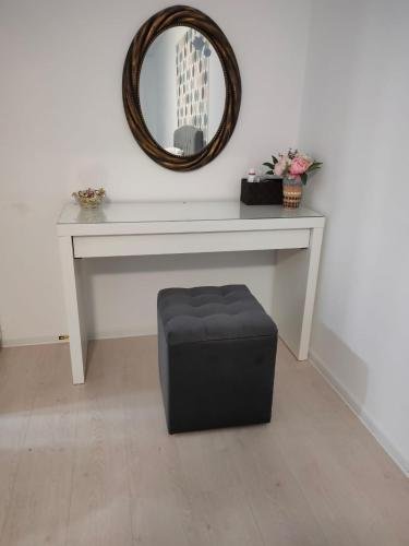 Dc Ghencea 158 Self Check-in