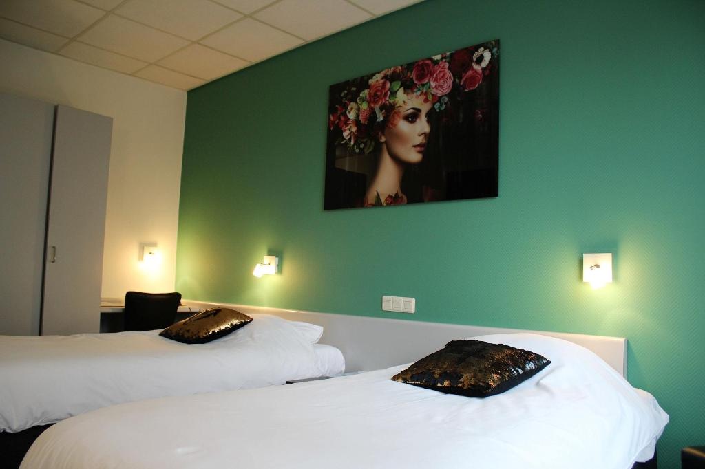 Hotel Hotel De Jonge Heertjes