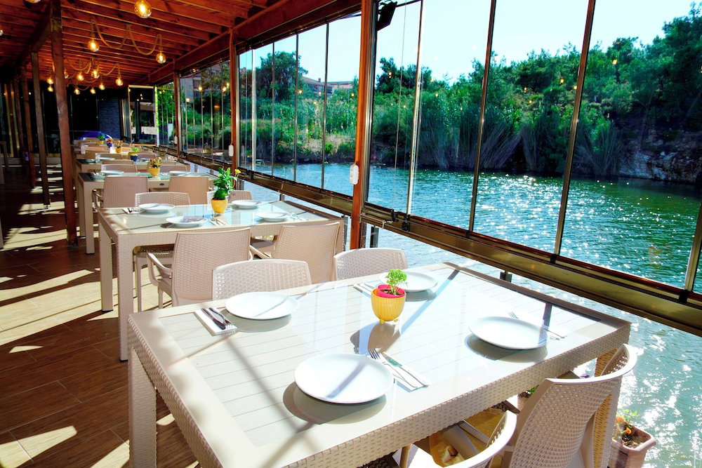 Hotel Olive Branch Hotel