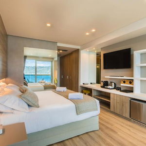 Hotel Oniros Residences cazare Souda