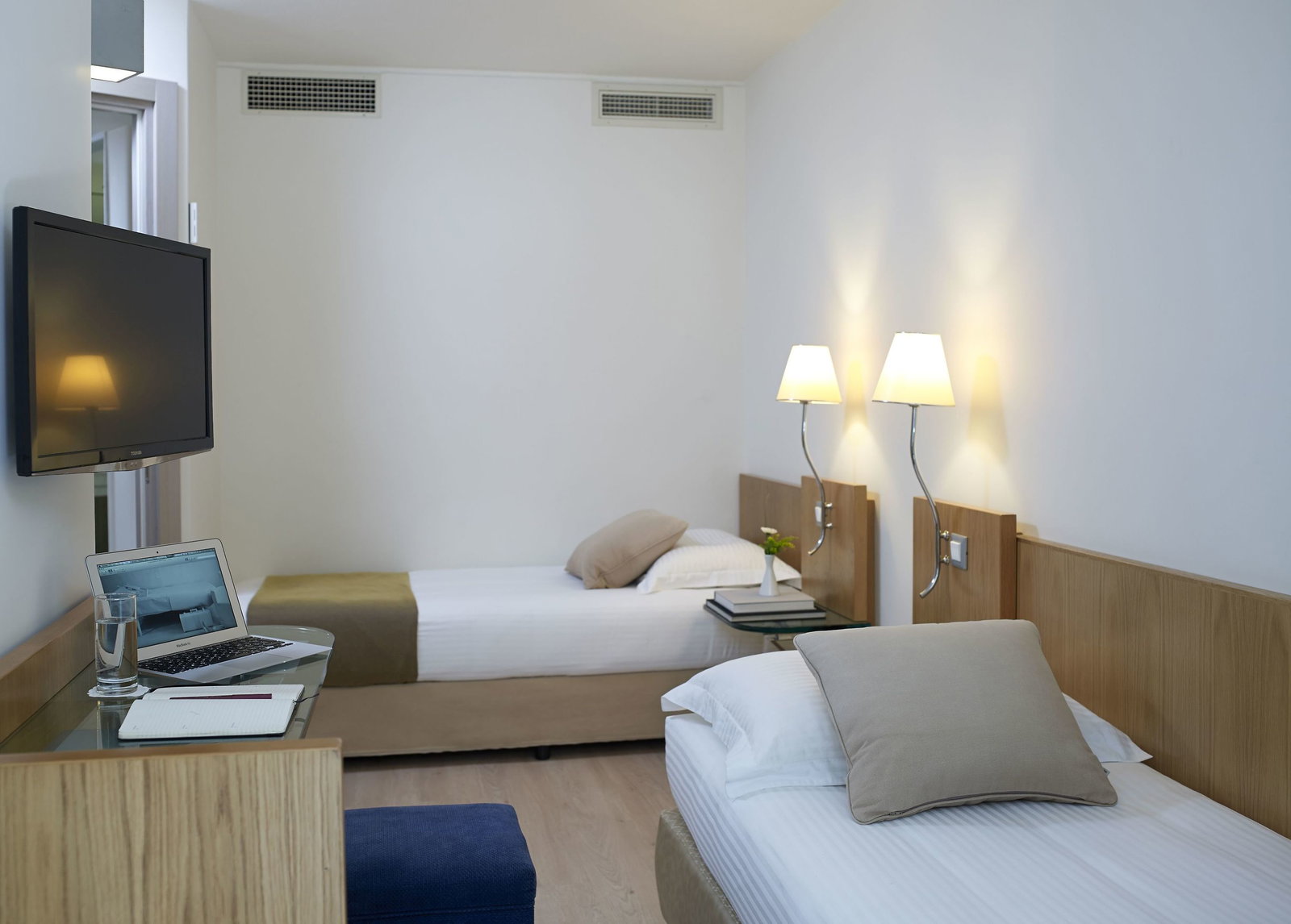 dal travel Kriti Beach Hotel