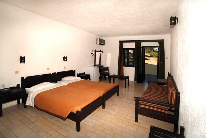 dal travel Heliotrope Apartments