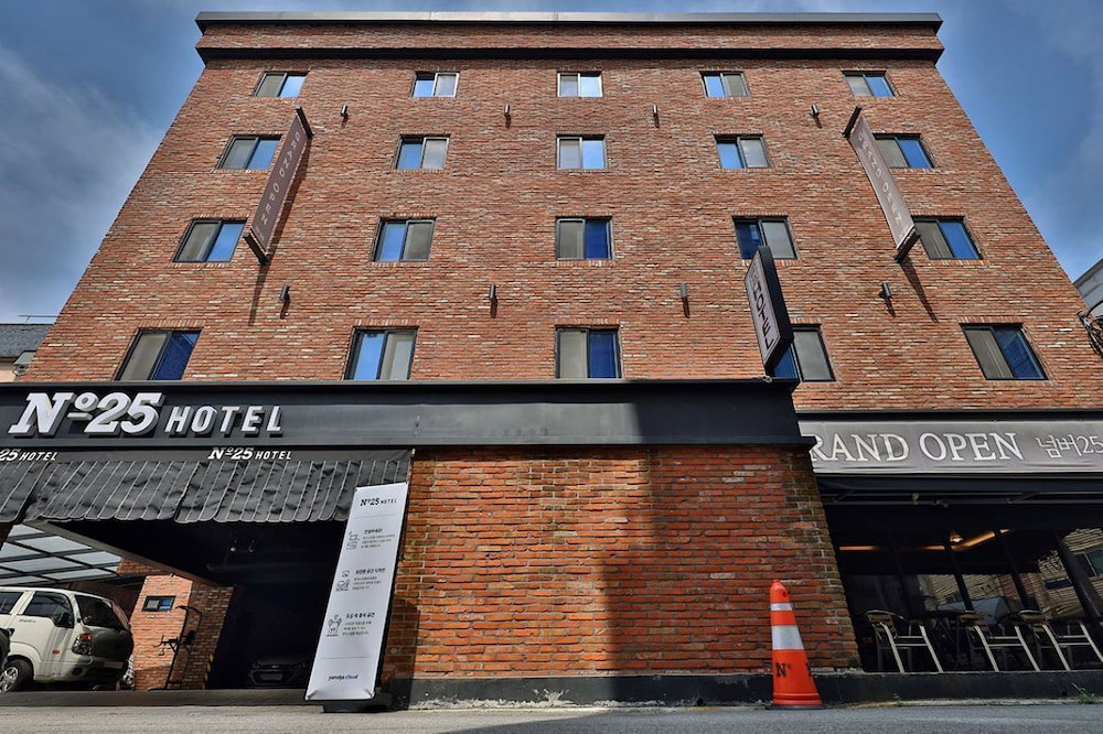 Hotel No25