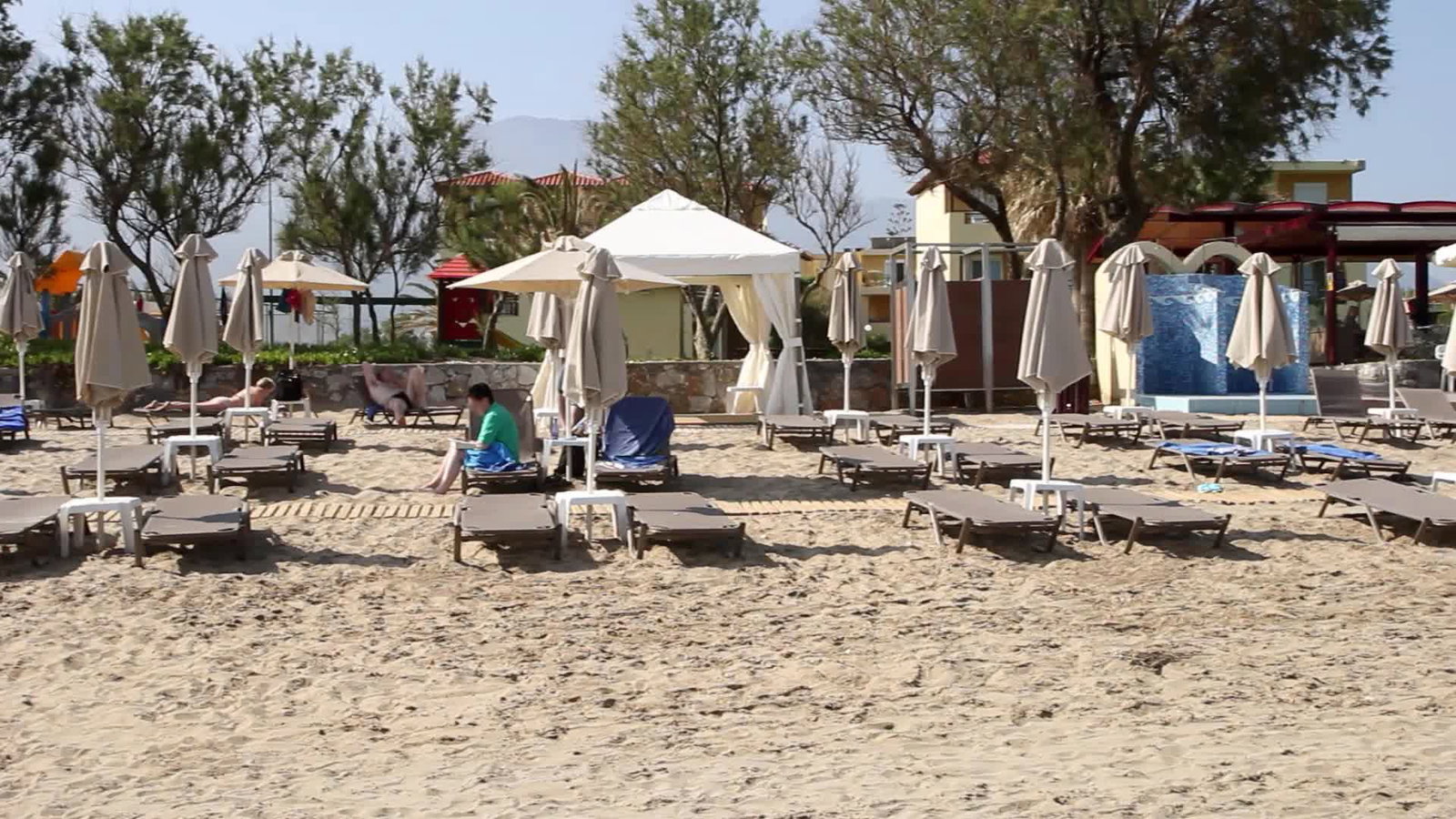 dal travel Vantaris Beach