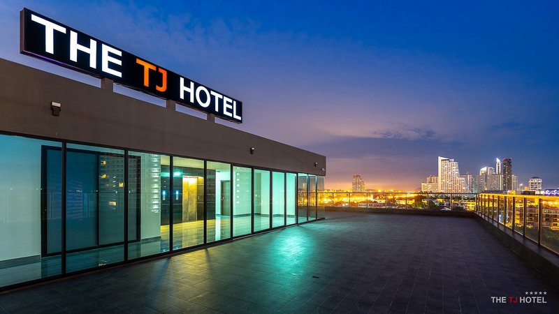 The Tj Hotel