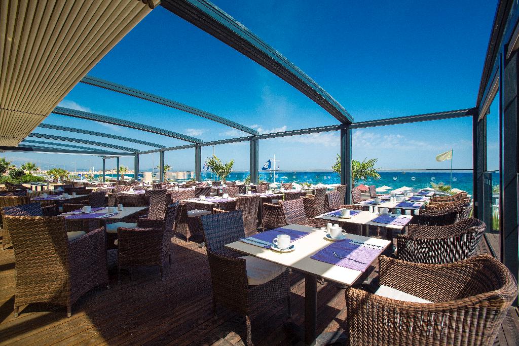 dal travel Atlantis Beach