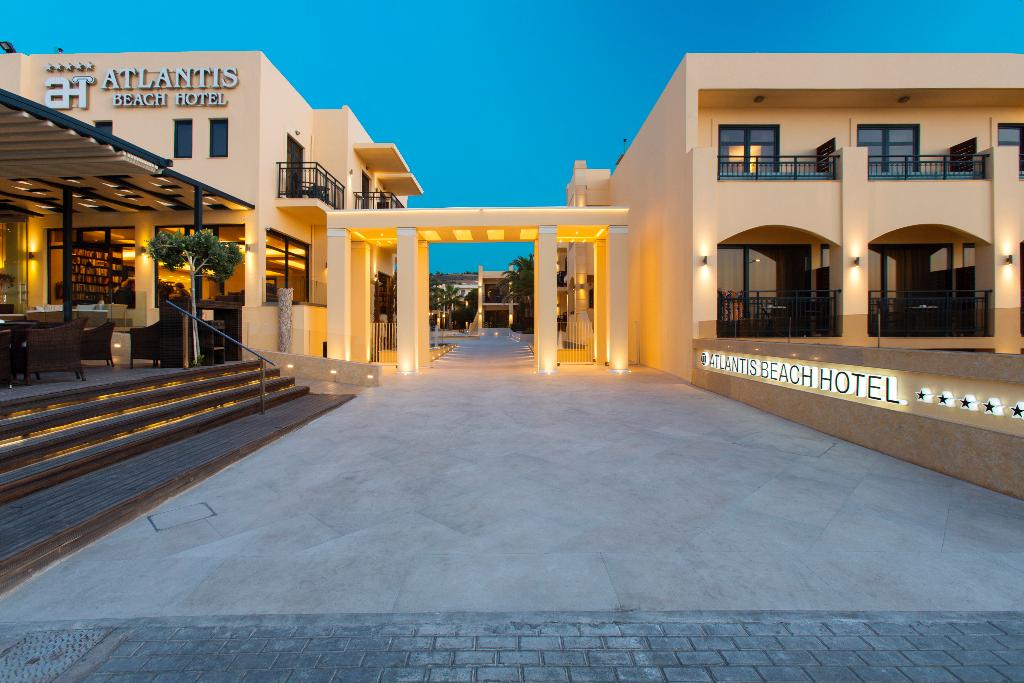 dal travel Atlantis Beach