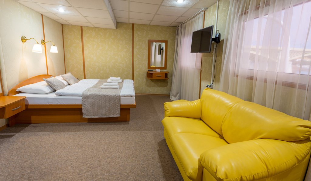Grand Jules - Boat Hotel