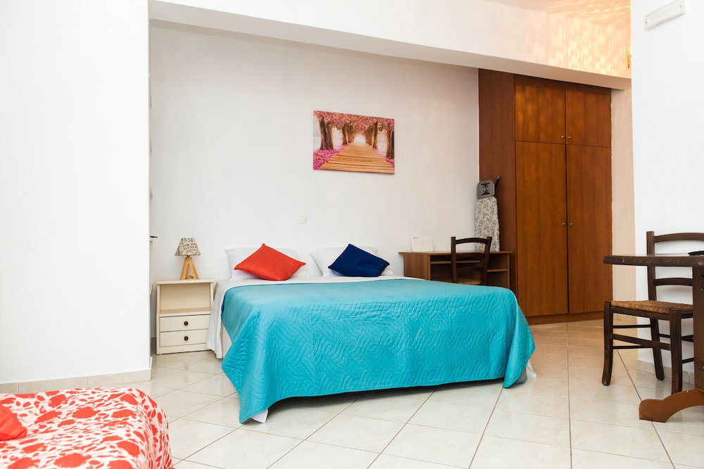 dal travel Mastabas Studios