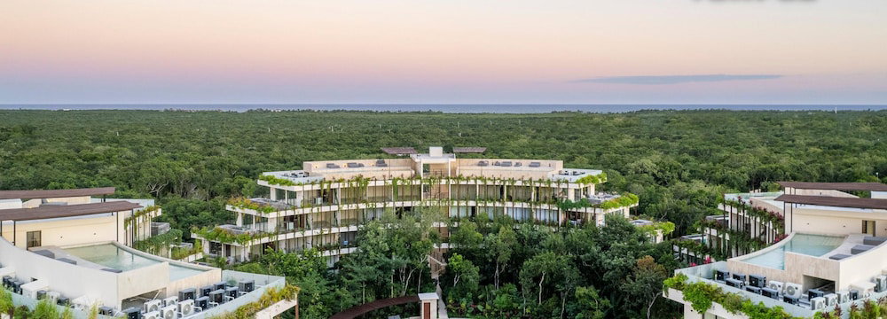 Hotel Mistiq Temple I