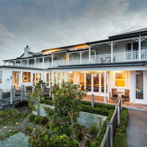 Hotel Hilton Lake Taupo cazare Taupo