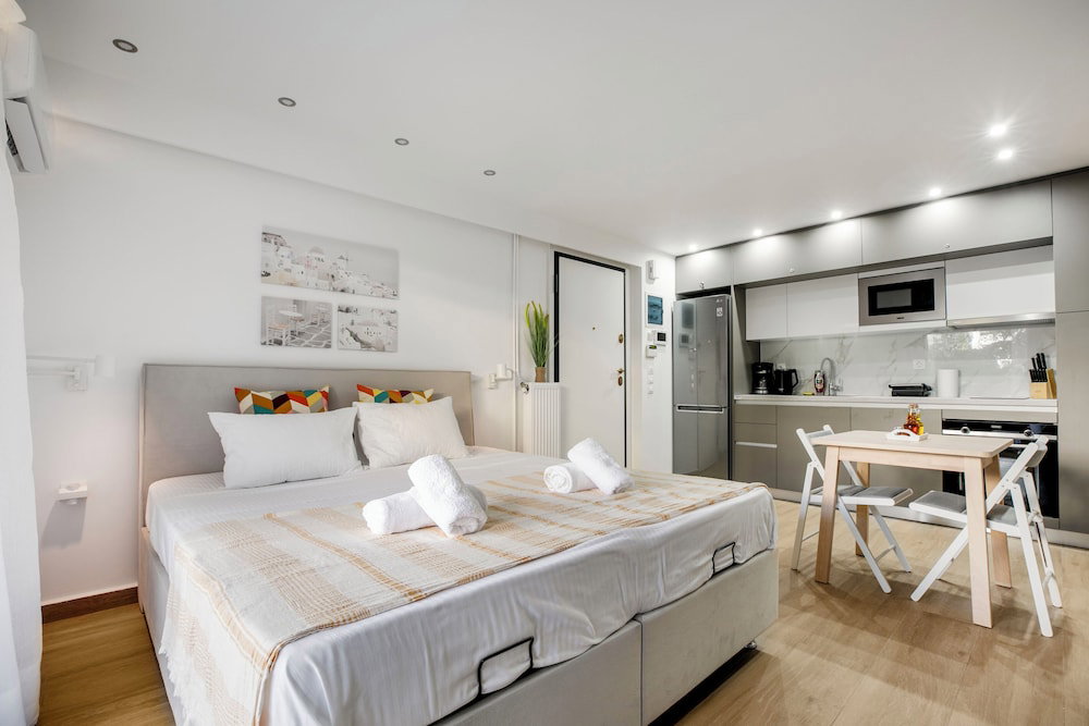 Halo - Luxury Studio In Athens