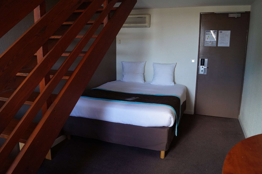 Hotel Kyriad Montpellier Aeroport Gare Tgv Sud De France