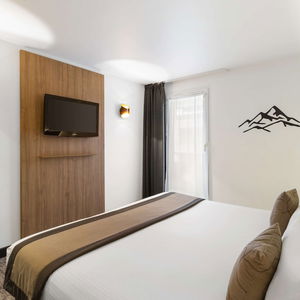 Hotel Moxy Annecy cazare Annecy