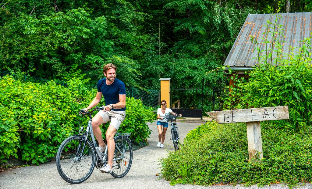 Hotel Les Tresoms Lake And Spa Resort