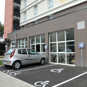 Hotel B&B Hotel Grenoble Centre Alpexpo cazare Grenoble