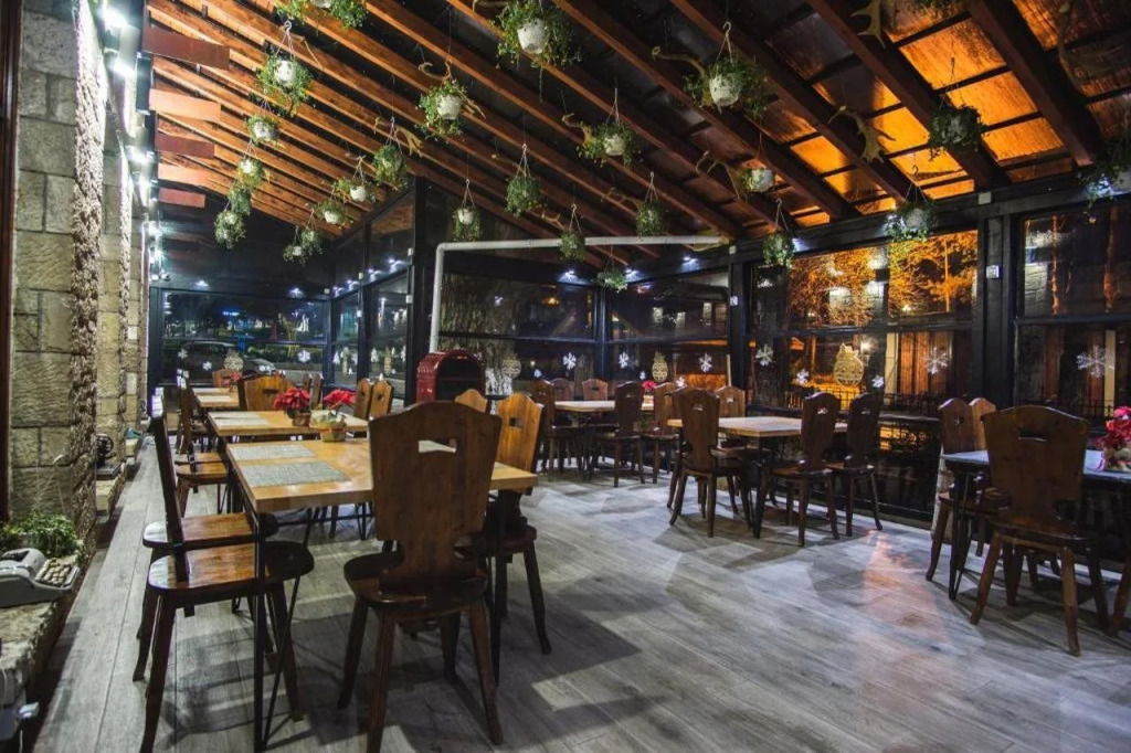 Hotel Llogora Tourist Village