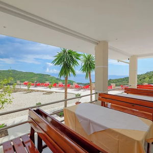 Hotel Seaview Bunec cazare Himare