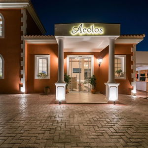 Hotel Aeolos Boutique Hotel & Suites cazare Kalamakion