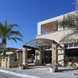 Hotel Elotis Suites cazare Agia Marina