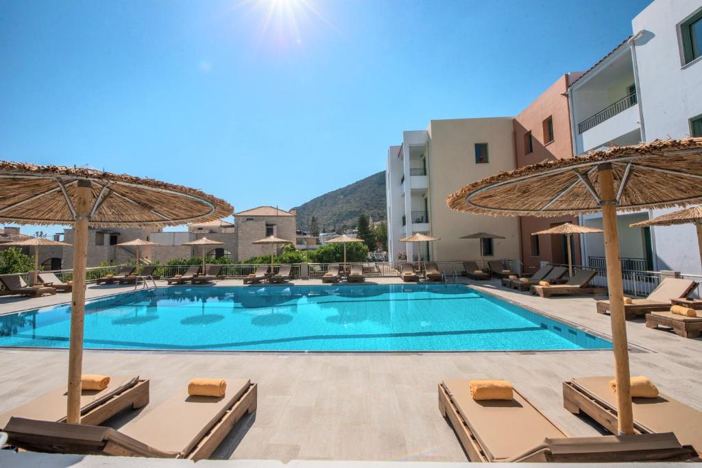 Hotel Mitos Village