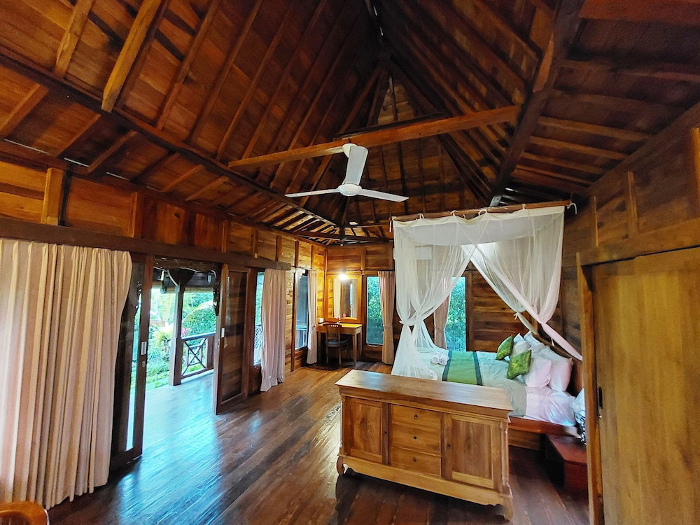 Hotel Shivananda Antique Villas By Eps